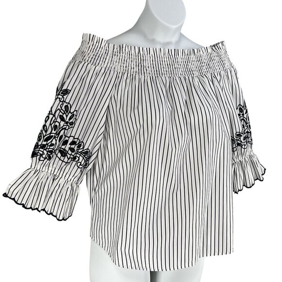 Chicos NWT Womens 3X Smocked Off Shoulder Poplin Tunic Top Embroidery 3/4 Sleeve - Picture 3 of 11